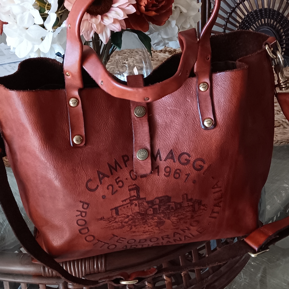 Campomaggi NWT Stunning Chestnut Leather Tote - Picture 5 of 10